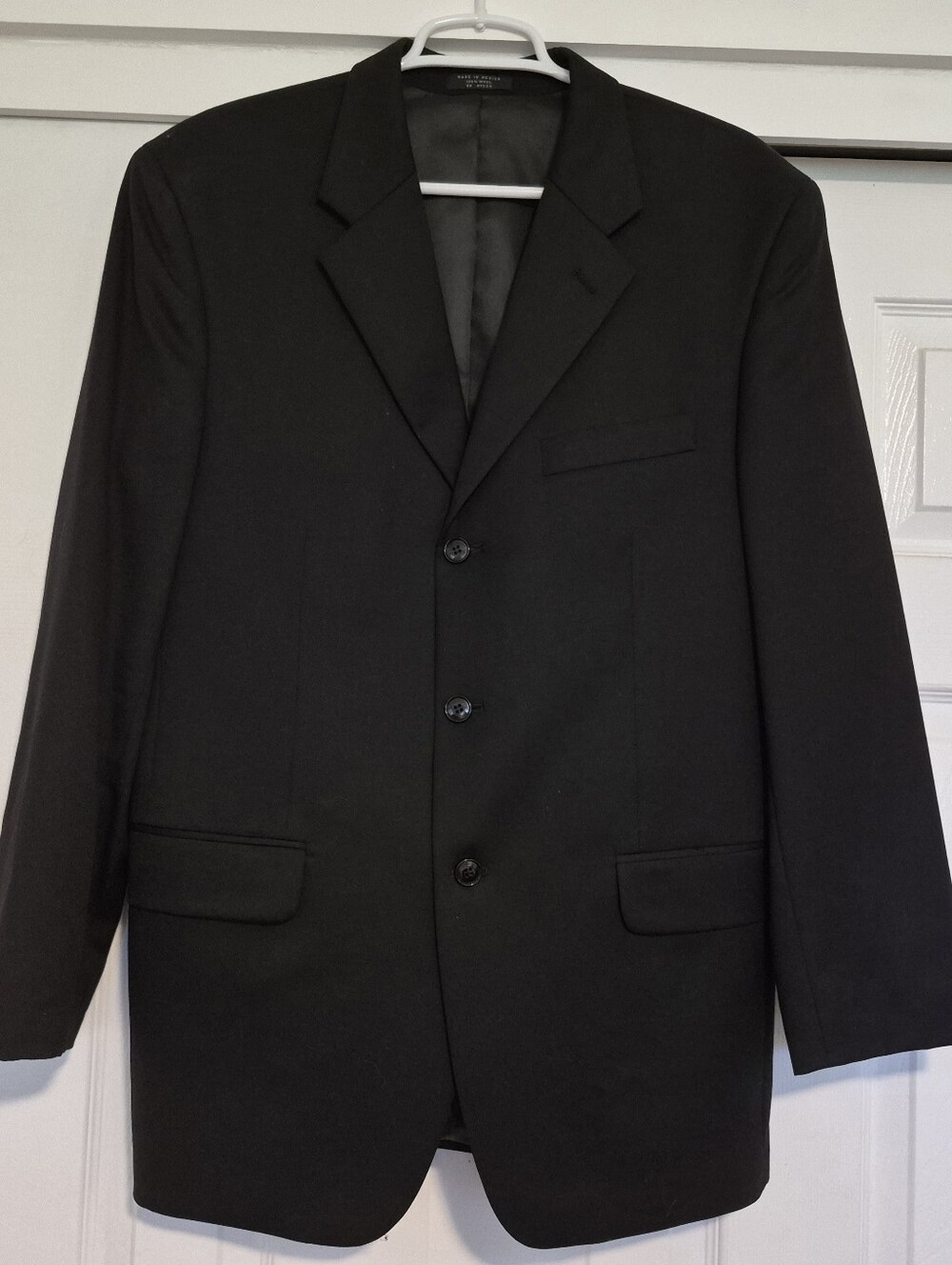 Vintage 100% Wool Jones New York Classic Black Suit 40R 34x31 - Picture 2 of 7